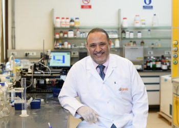 انتخاب أستاذين بالجامعة الأمريكية بالقاهرة زميلين  للاكاديمية   الأفريقية للعلوم