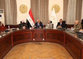 خطة "التعليم" الكاملة لتدريب المعلمين على مناهج الرابع الابتدائي