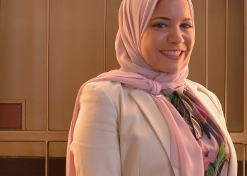 د سارة حجى خريجة الالمانية