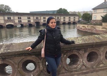 سارة حجي خريجة الجامعة الألمانية تفوز بجائزة في مجال الأورام السرطانية