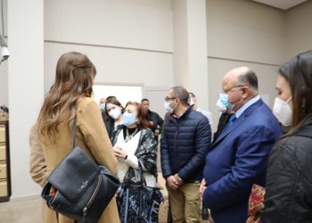 محافظ القاهرة يستقبل وفدا من أعضاء الكونجرس الأمريكي بمدينة الأسمرات| صور