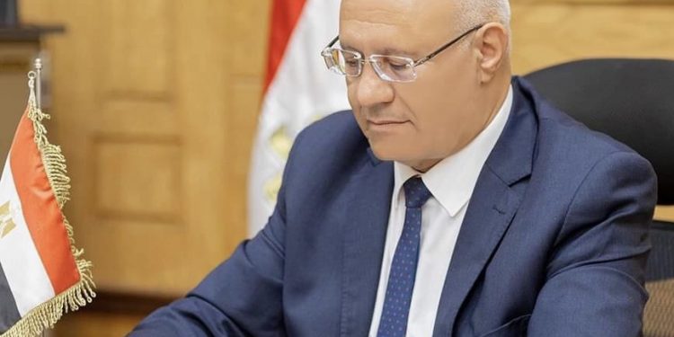 بنسبة إنجاز  99%.. رئيس جامعة بنها يستعرض جهود منظومة الشكاوى الموحدة بالجامعة