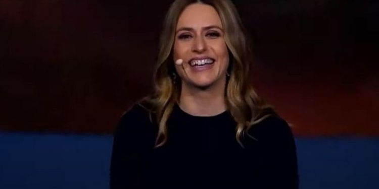 بطلة "لاكاسا دي بابل": منتدى شباب العالم فرصة لقيادة الأجيال الجديدة