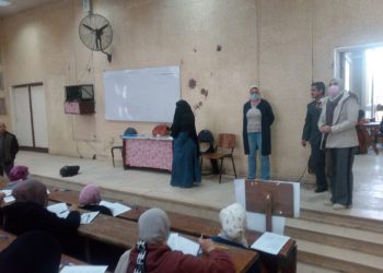  تصحيح الامتحانات إلكترونيا بكلية البنات جامعة عين شمس