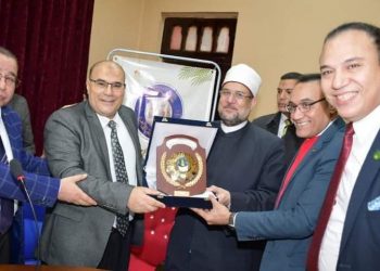 وزير الأوقاف ضيف الصالون الثقافي بكلية اللغة العربية جامعة الأزهر