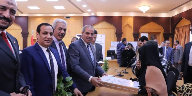 رئيس جامعة الأزهر يؤكد حرصه على دعم أصحاب الهمم ورعايتهم