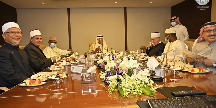 رئيس جامعة الأزهر يشارك في حفل إعلان الفائزين بجائزة الملك فيصل العالمية بالسعودية