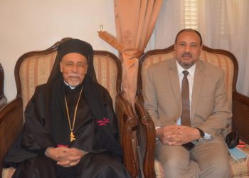 نائب رئيس جامعة الأزهر يهنئ الأخوة المسيحيين بعيد الميلاد خلال زيارته لعدد من كنائس أسيوط