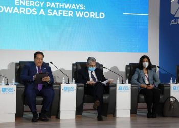  أبو العينين بمنتدى شباب العالم: أدعو لتأسيس «أوطان الطاقة».. واحذر من تحول أزمة الطاقة إلى جيوسياسية