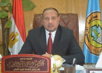 نائب رئيس جامعة الأزهر يهنئ قيادات الدولة والشعب المصري بمناسبة عيد الشرطة الـ70 وذكرى ثورة 25 يناير