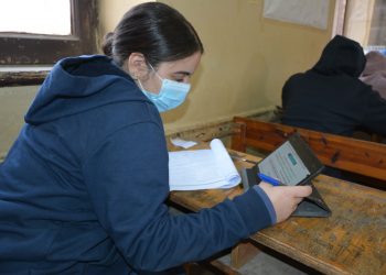 "أمهات مصر": تباين في الآراء حول مستوي "عربي" ثانية ثانوي وصعوبة في الجغرافيا والميكانيكا