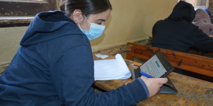 مد العمل بالتشعيب علوم ورياضيات بالثانوية العامة 2023