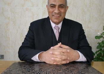 ثروت حلمي رئيسًا لقسم الجيولوجيا بكلية علوم الأزهر