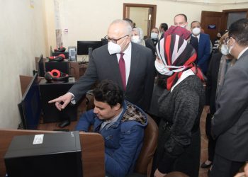رئيس جامعة القاهرة يفتتح مركز خدمات ودعم ذوي الإعاقة بالتعاون مع مؤسسات المجتمع المدني