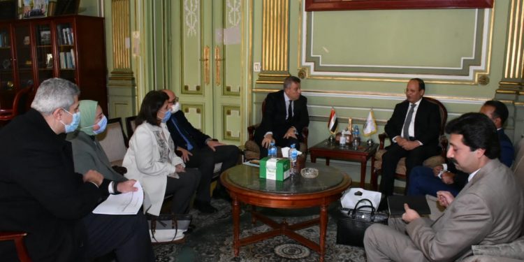 سفير باكستان في زيارة لجامعة عين شمس