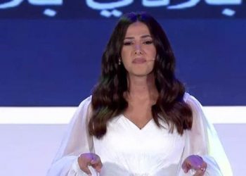 غنتها بإحتفالية قادرون باختلاف.. دنيا سمير غانم: فخورة بتدريس بلادي اسلمي بالمدارس