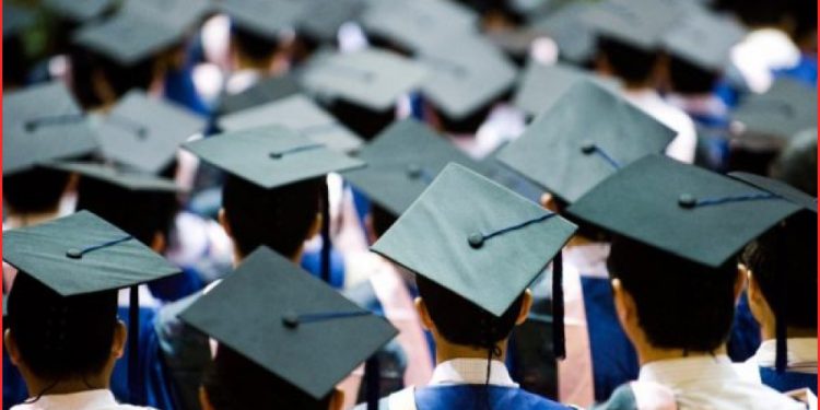 للمهنيين من 8 مجالات.. كيف تحصل على منح دراسية بالولايات المتحدة الأمريكية؟