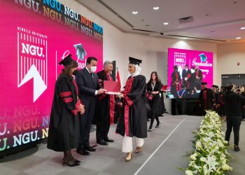 وزير التعليم العالي يشهد حفل تخرج طلاب كليتي طب الفم والأسنان وإدارة الأعمال جامعة نيو جيزة