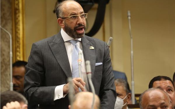 حسام الحسيني: غرامة الغياب من المدارس فيها مغالاة كبيرة