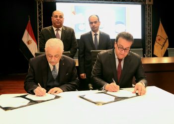 المجلس الأعلى للجامعات يوقع اتفاقية تعاون مع بنك المعرفة لإتاحة نظام إدارة التعلم بالجامعات الحكومية