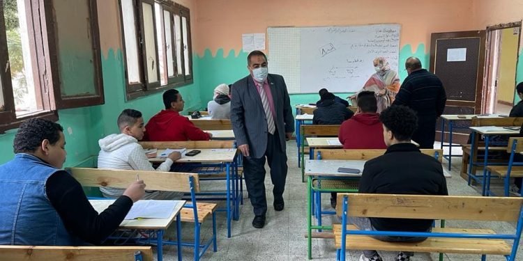 أولياء أمور مصر: صعوبة الجبر والهندسة بامتحان الشهادة الإعدادية