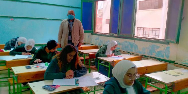 "التعليم" تعلن نتيجة الدبلوم الثانوي الفني للصم وضعاف السمع