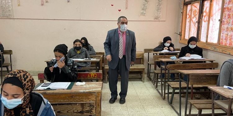 أولياء أمور مصر: صعوبة الجبر والهندسة بامتحان الشهادة الإعدادية