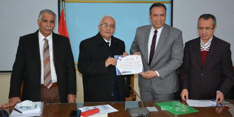 إلغاء التابلت وتجنب أخطاء شوقي.. ننشر مطالب أمهات مصر من رضا حجازي