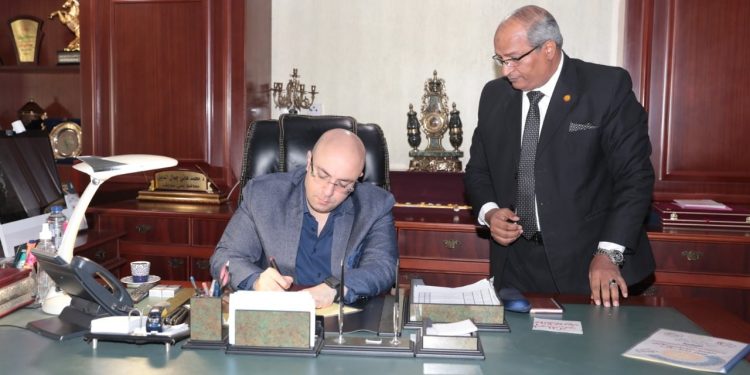 محافظ بني سويف يعتمد نتيجة الفصل الدراسي الأول للشهادة الإعدادية