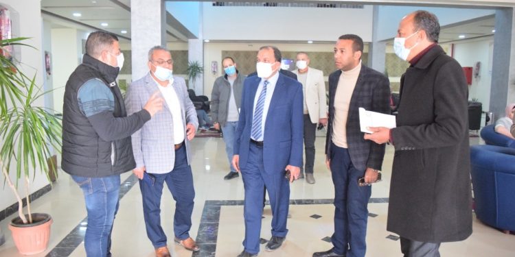 رئيس جامعة بني سويف:  إنهاء تشطيبات وتجهيزات الجامعة الأهلية خلال أيام