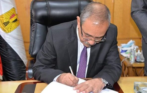 بنسبة نجاح 76٪.. محافظ الإسماعيلية يعتمد نتيجة الشهادة الإعدادية