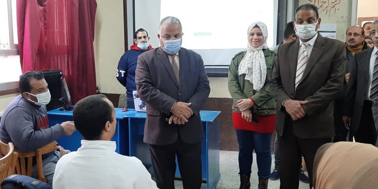 تعليم دمياط: نتعهد بعدم تشغيل مدرستين بمبنى واحد