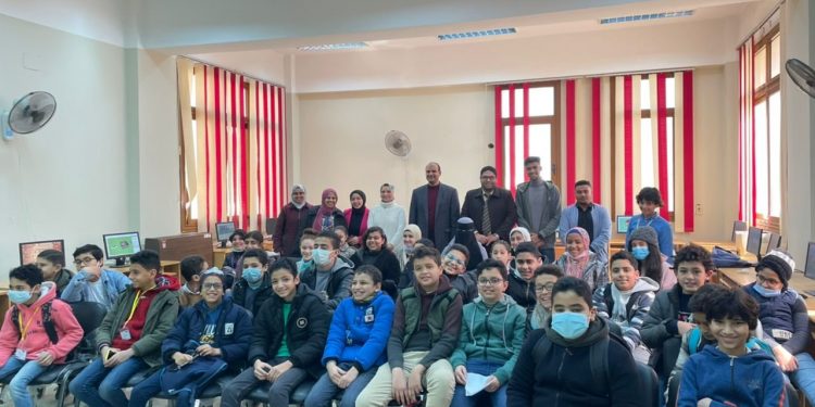 تدريب طلاب جامعة الطفل كفر الشيخ “الحاسب الآلي”