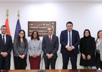لتنمية مهارات طلاب ومعلمي مدارس WE .. بروتوكول تعاون بين المصرية للاتصالات و  “IBM”