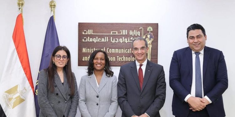 شركة IBM تعلن عن تدريب لـ 1000 طالب و300 معلم من مدارس WE  للتكنولوجيا التطبيقية