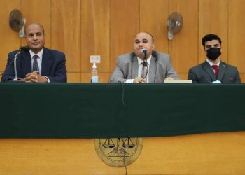 خدمة طلابية جديدة بـ«حقوق عين شمس»