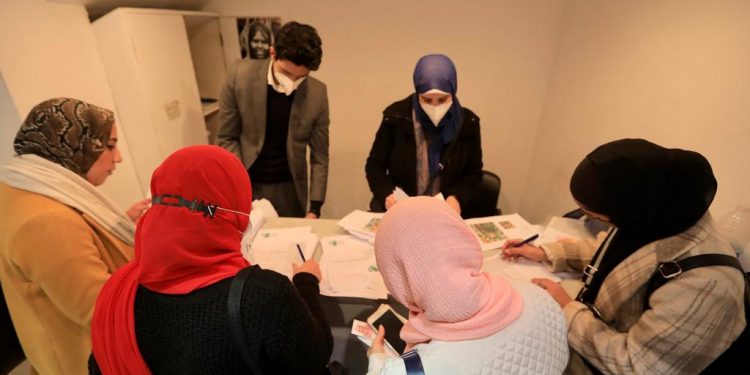 إعلان الرقم النهائي لعدد المتقدمين لجوائز مؤسسة فاروق حسني بأفرعها الخمسة