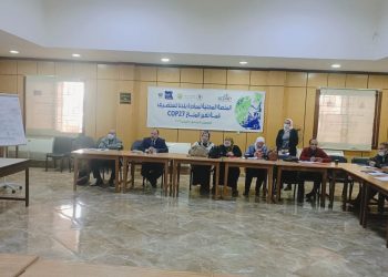 نائب رئيس جامعة الأزهر يشارك بمنصة" قمة المناخ الـ27" بمحافظة أسيوط