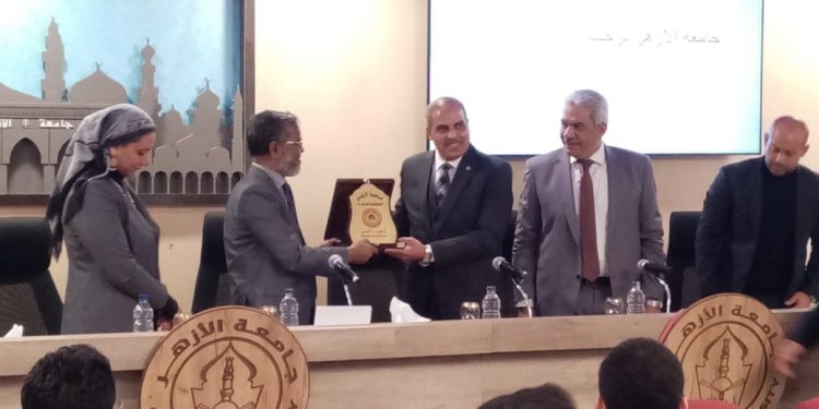 جامعة الأزهر تطلق مشروع " مشواري" لتدريب 35 ألف طالب على ريادة الأعمال بحضور ممثل منظمة اليونيسيف