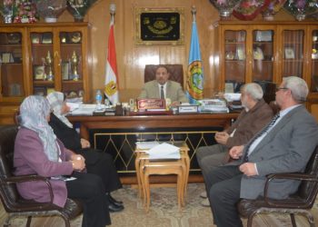 نائب رئيس جامعة الأزهر يستقبل وفد الجمعية النسائية بأسيوط لبحث تدريب طلاب التربية الخاصة بكليات التربية