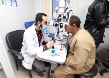 أهالي حلايب وشلاتين يتوافدون على قافلة جامعة الأزهر الشاملة