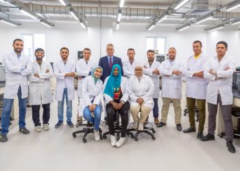 الجامعة المصرية اليابانية تنشئ أول مركز للتميز العلمي للجرافين في مصر ومختبر الذكاء الاصطناعي للتطبيقات الفضائية