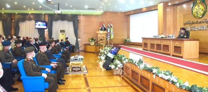 أكاديمية ناصر العسكرية العليا تستضيف وزير التعليم العالي والبحث العلمي