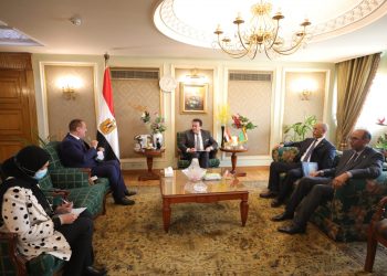 وزير التعليم العالي يستقبل سفير موريتانيا بالقاهرة لبحث دعم الدراسيين بالجامعات المصرية