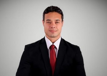 أدهم ملوخية يبتكر ” المتر” أول منصة للمحاماة الرقمية  في الوطن العربي