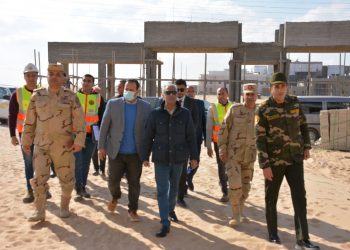 قيادات من الهيئة الهندسية يتفقدون  إنشاءات جامعة شرق بورسعيد الأهلية