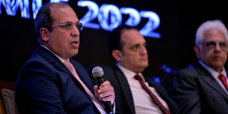 رئيس الجامعة البريطانية في مصر يشارك في مؤتمر القمة الاقتصادية الأفريقي