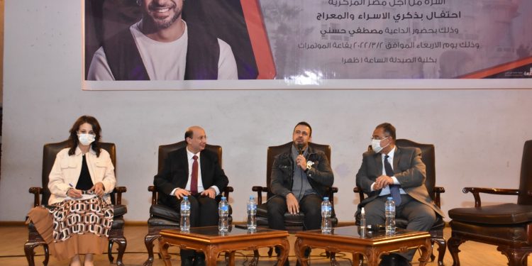 مصطفى حسني: السوشيال ميديا أثرت على عادات المشاهدة والتعلم