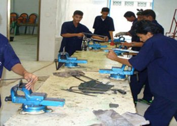 التعليم: تنفيذ المرحلة الثالثة من إعداد وتأهيل "51" ناقل خبرة التي تنفذه الوكالة الألمانية