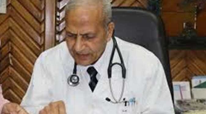 الاستاذ الدكتور شريف مختار مؤسس وحدة الحالات الحرجة